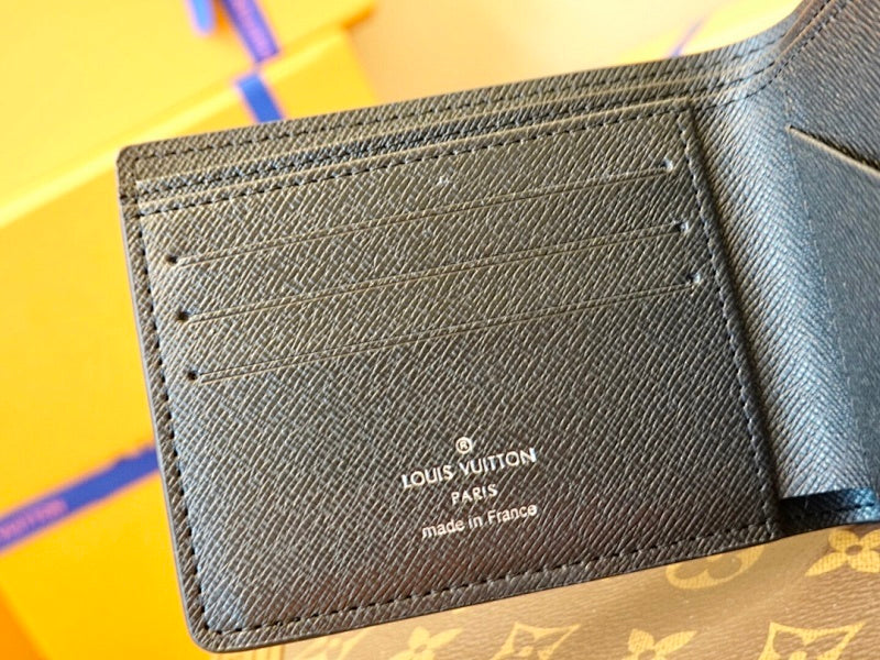 Anum Bags ln Luxury Bag --60239