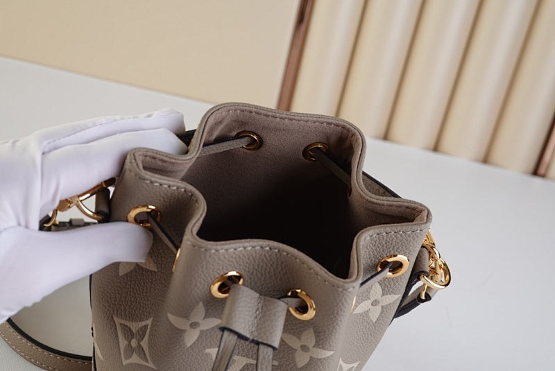 Anum Bags ln Luxury Bag --56911