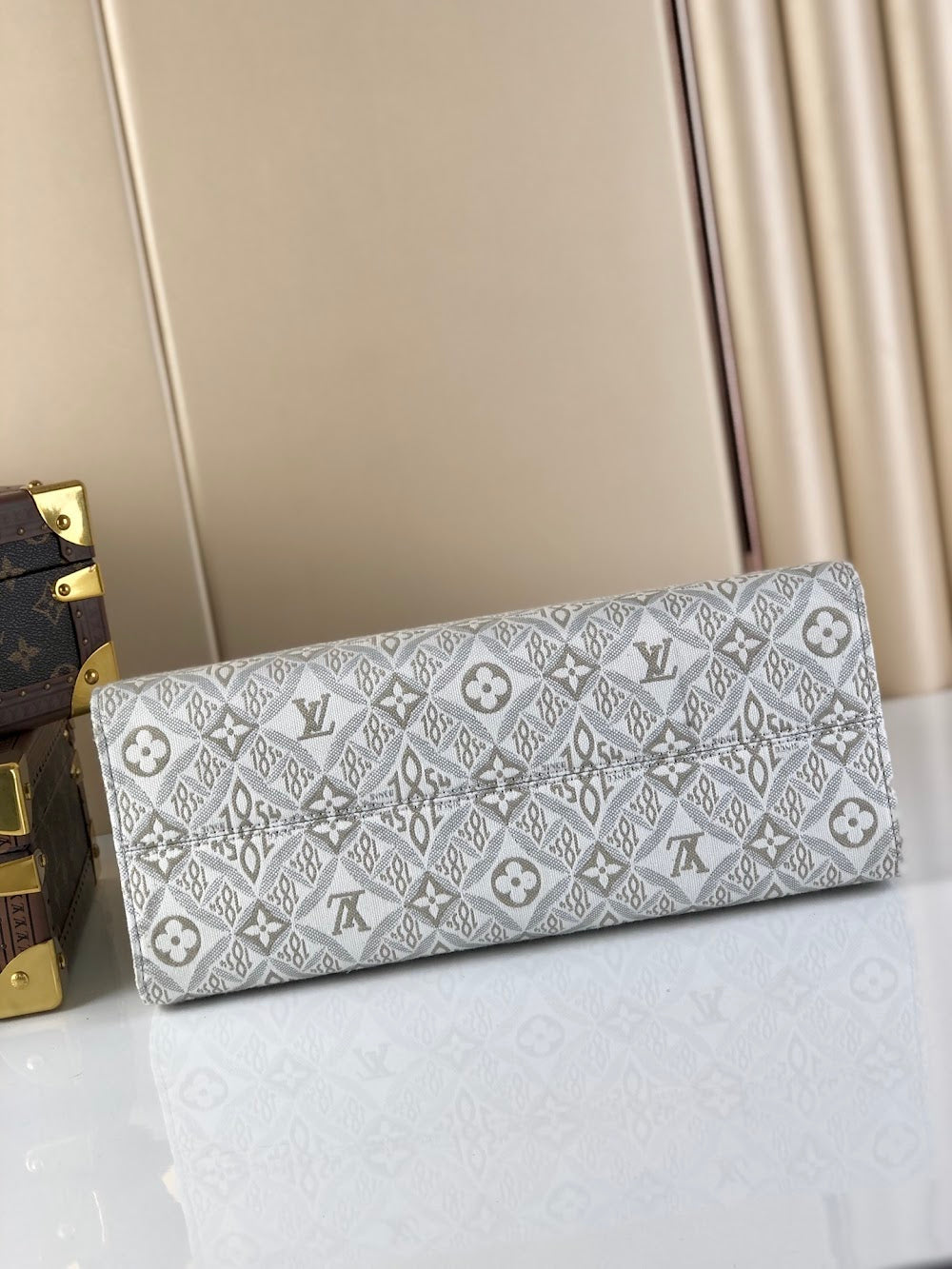 Anum Bags ln Luxury Bag --60608
