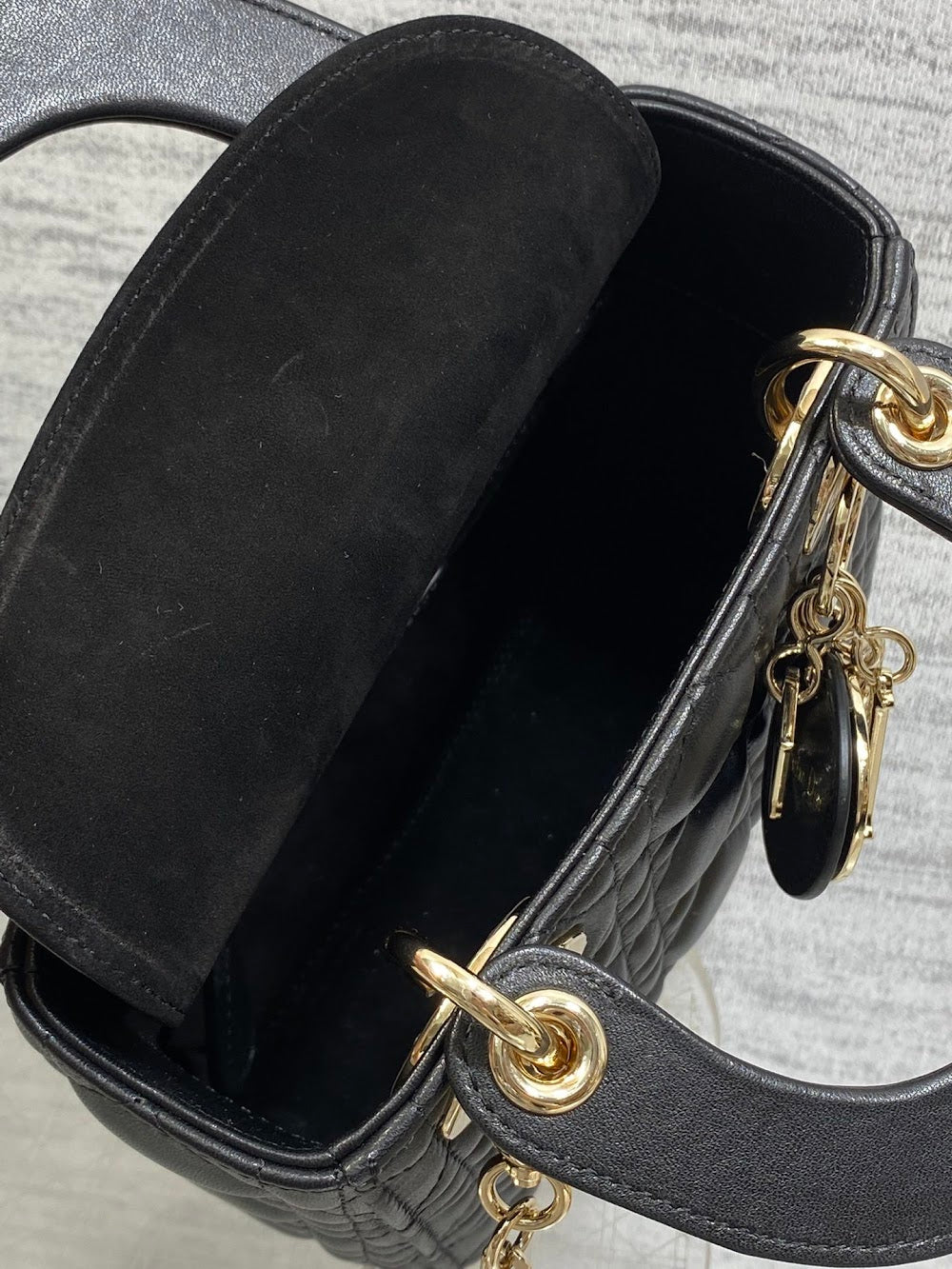 new-designer-premium-bags-nm16308