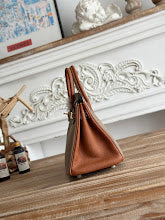 new-luxury-designer-bags-nm11330
