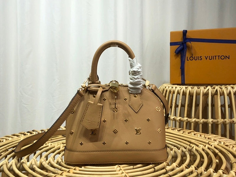 Anum Bags ln Luxury Bag --60062