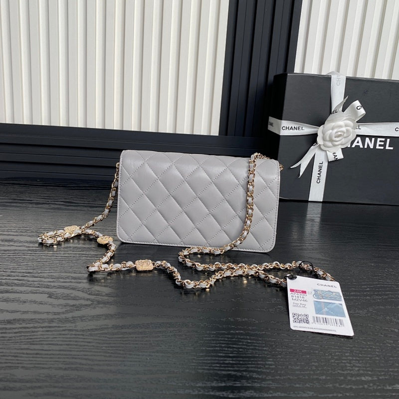 new-luxury-designer-bags-nm20065