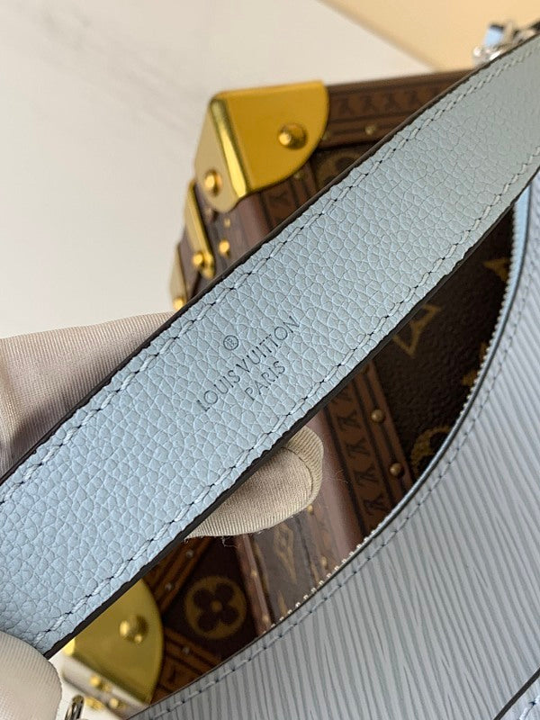 Anum Bags ln Luxury Bag --58876