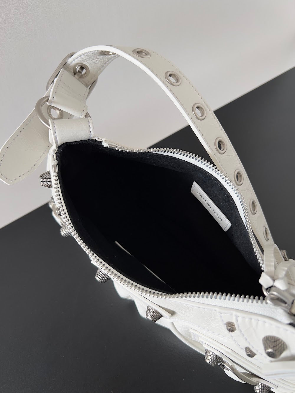 Ezyycart Bags Balenciaga Luxury Bag --111150