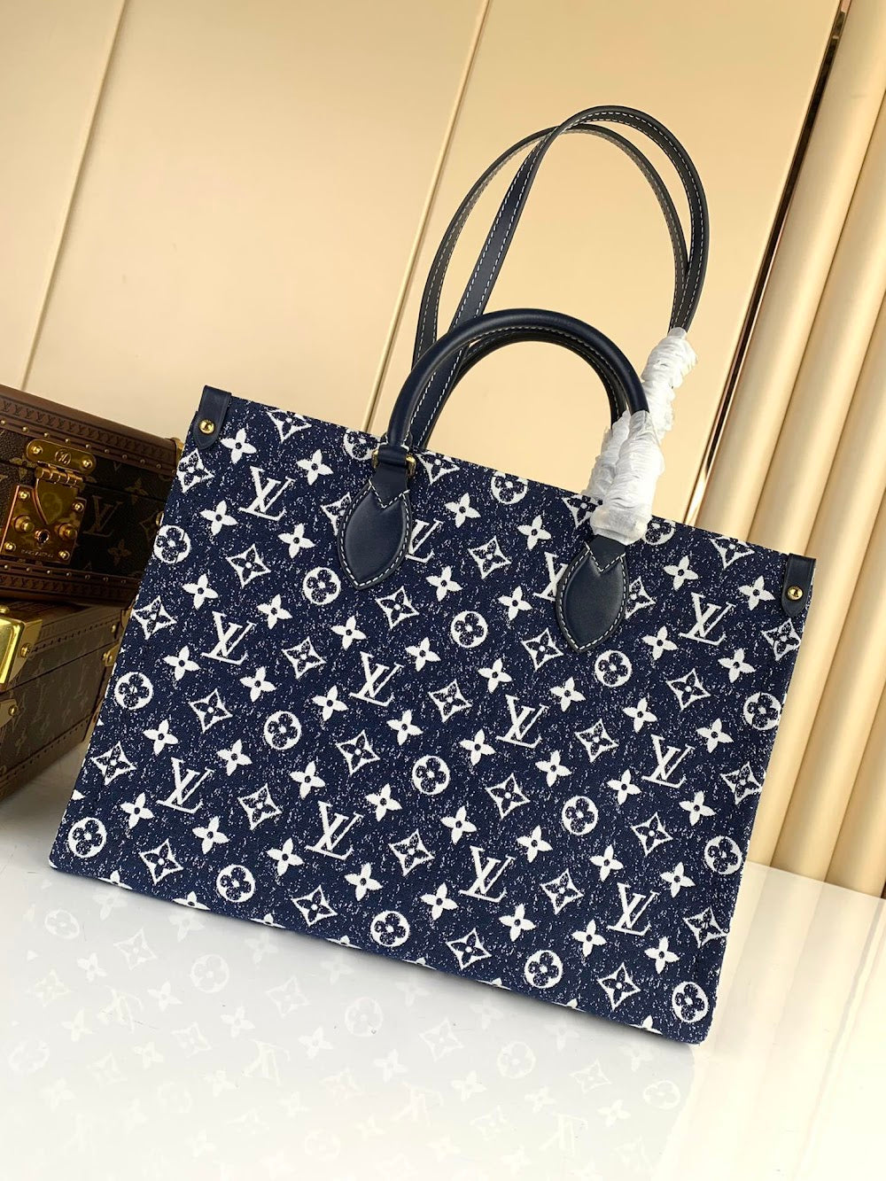 Anum Bags ln Luxury Bag --60712