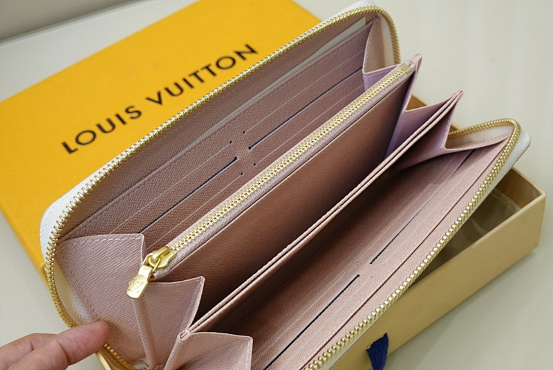 Anum Bags ln Luxury Bag --60237