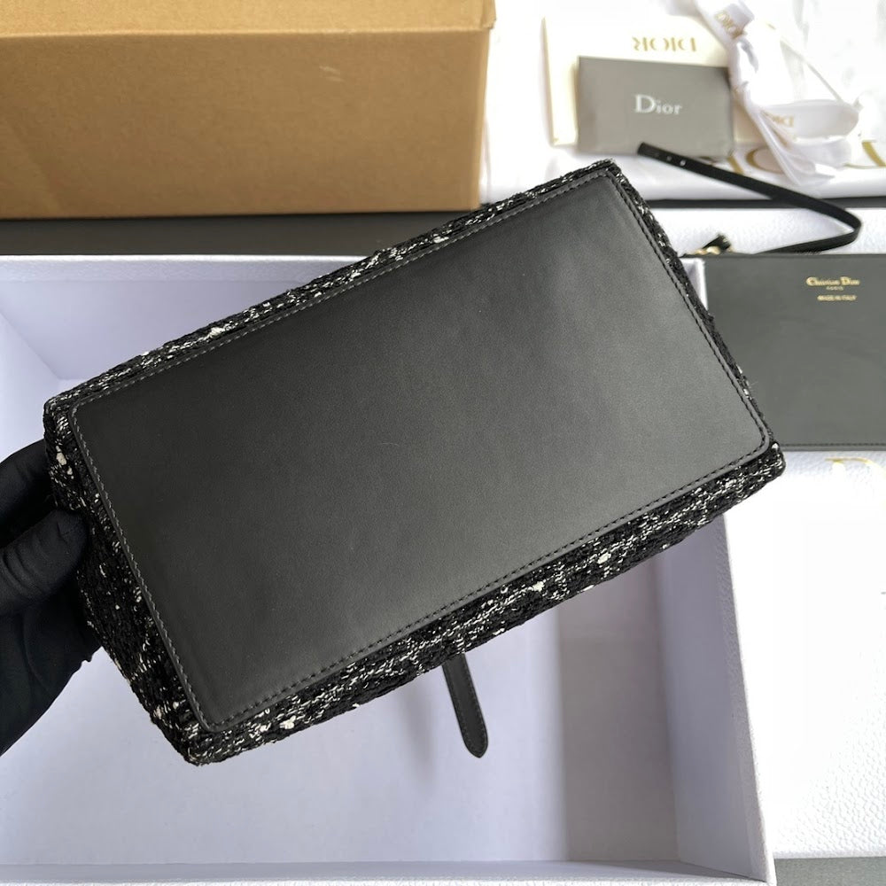 new-designer-premium-bags-nm15930