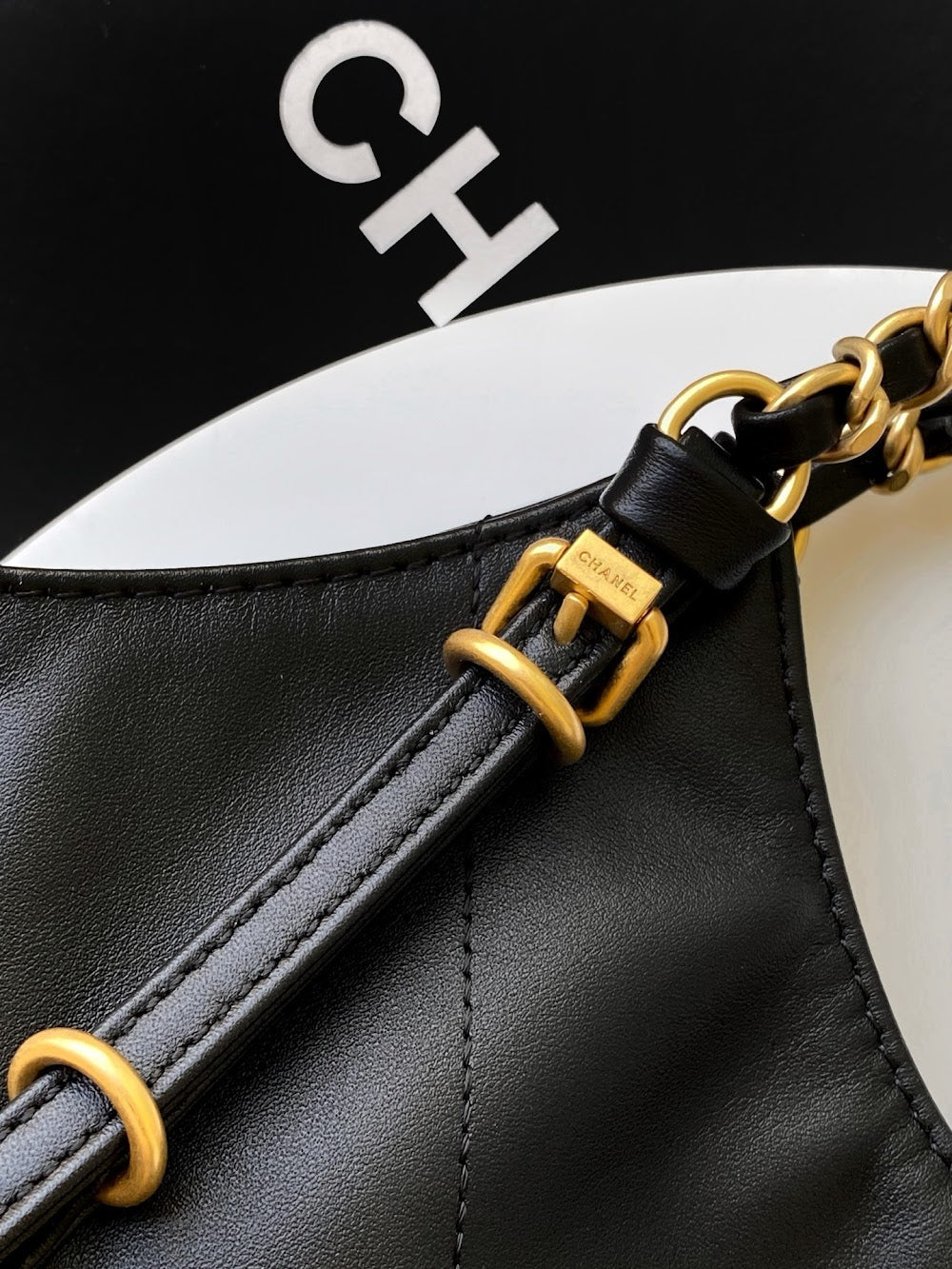 Anum Bags CHn Luxury Bag --114372