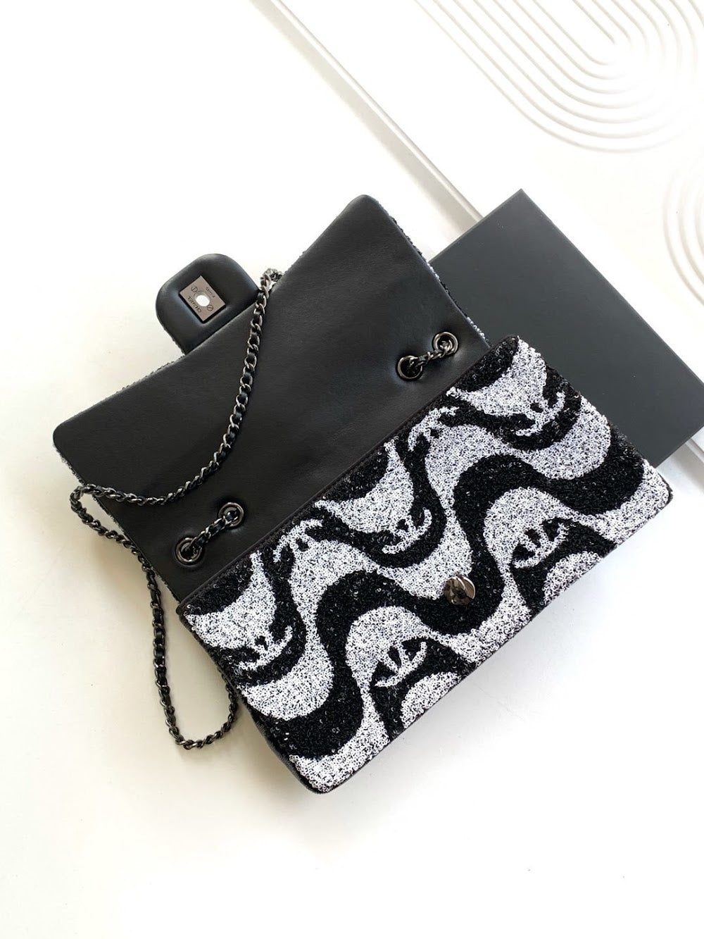 Anum Bags CHn Luxury Bag --114150
