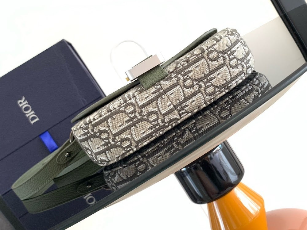 new-luxury-designer-bags-nm15827