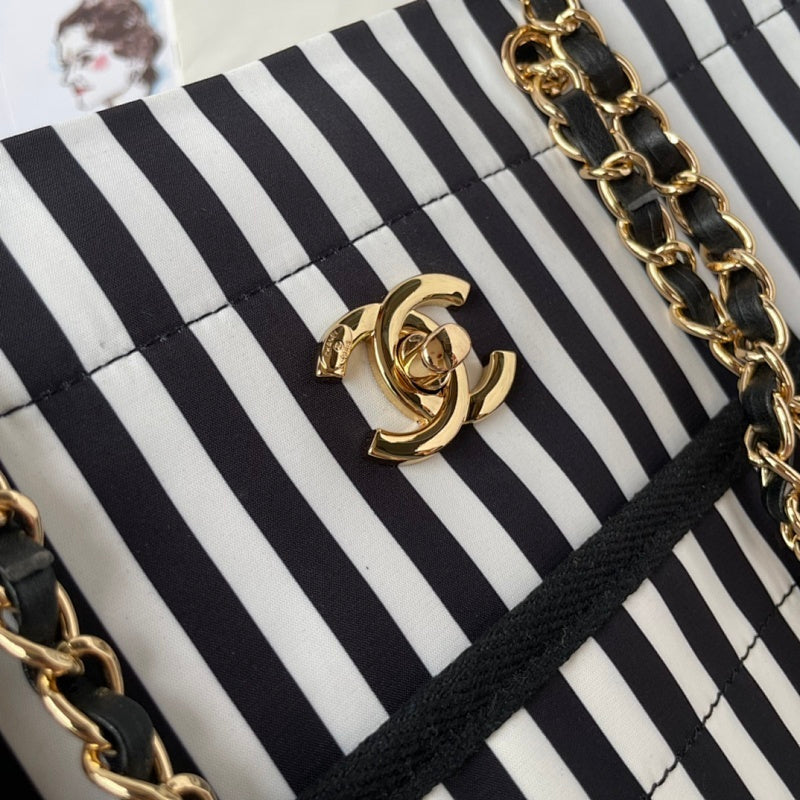 new-luxury-designer-bags-nm9397