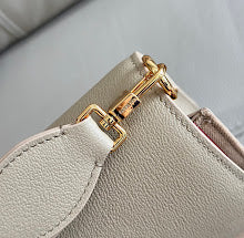 Ezyycart Bags new-designer-premium-bags-nm5817