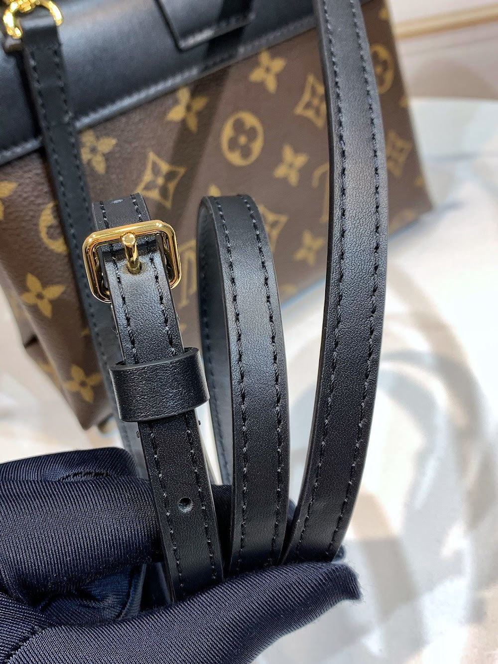 Anum Bags ln Luxury Bag --57967