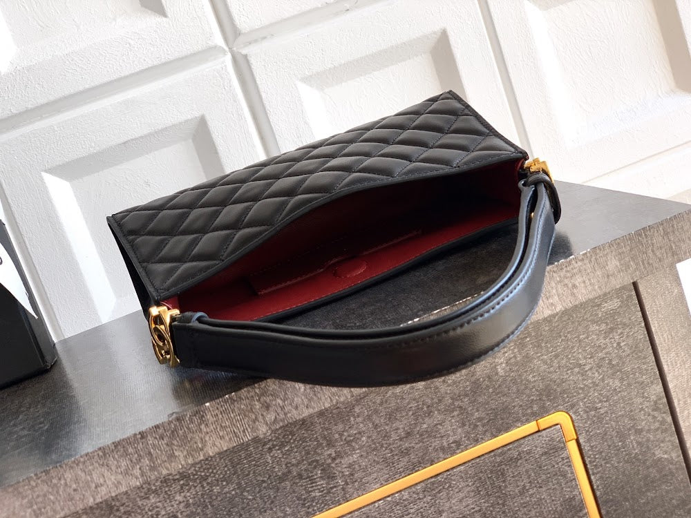 Anum Bags CHn Luxury Bag --112941