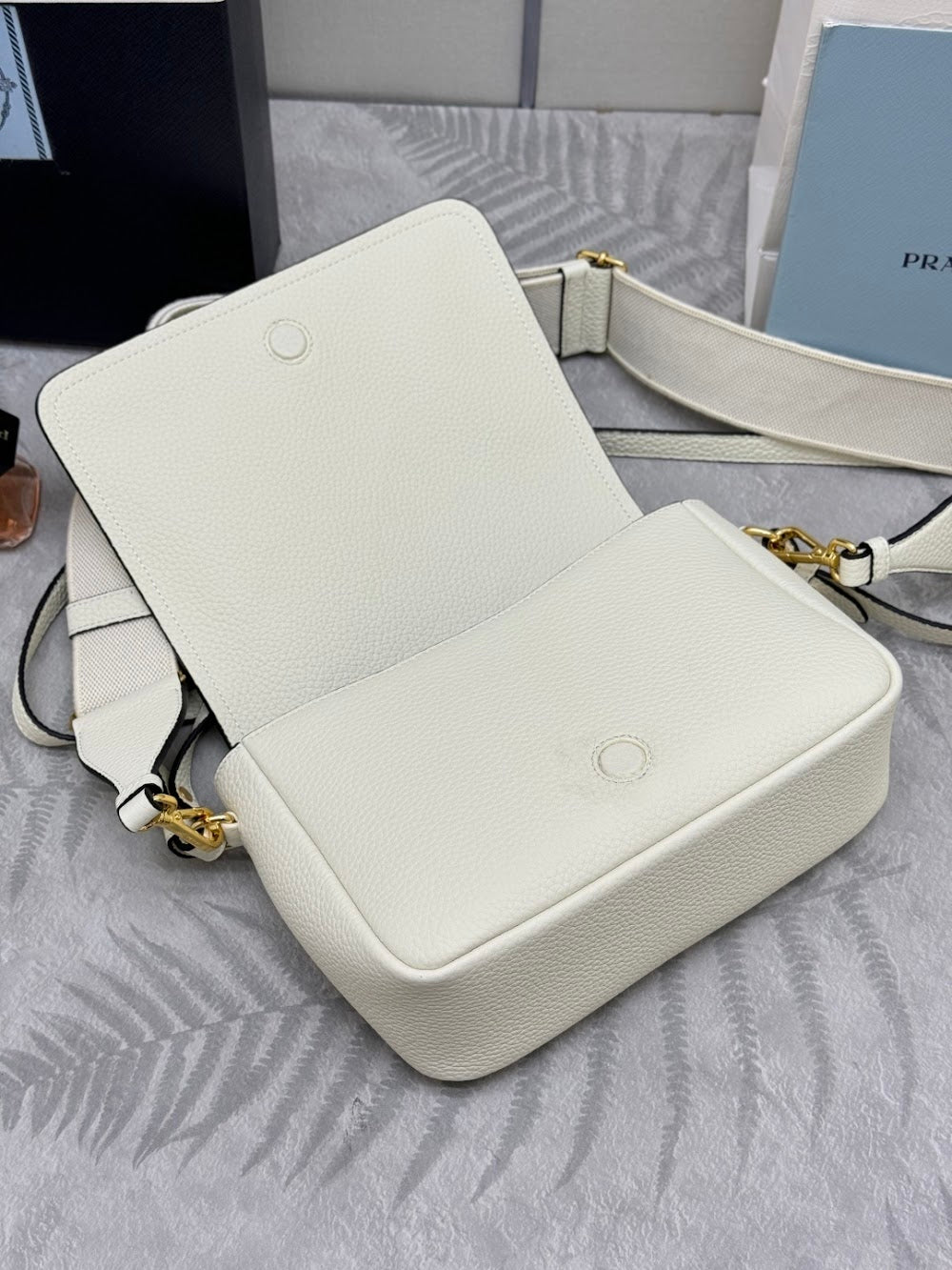 Ezyycart Bags Pradn Luxury Bag --101326
