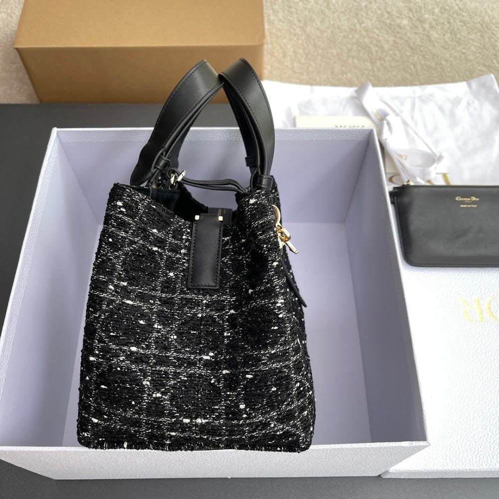 new-designer-premium-bags-nm15929
