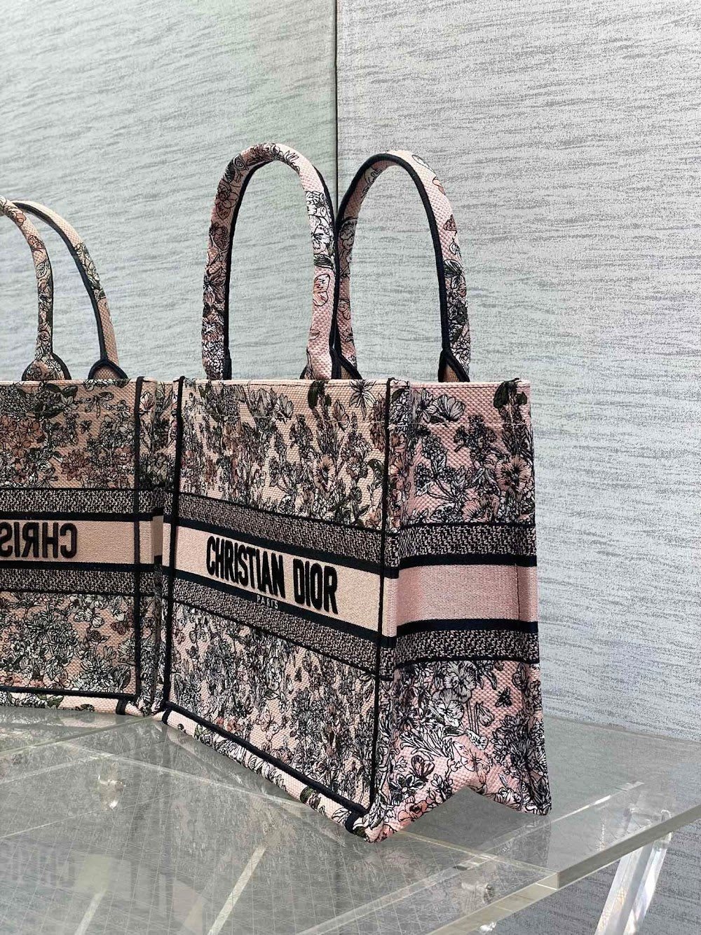 new-luxury-designer-bags-nm16729