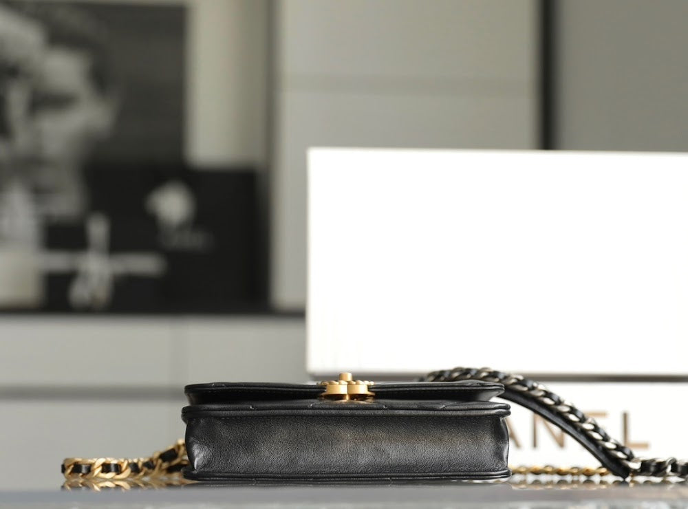new-luxury-designer-bags-nm20591