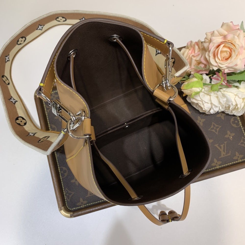Anum Bags ln Luxury Bag --59765