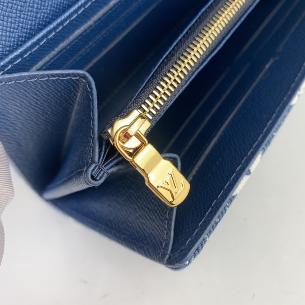 Anum Bags ln Luxury Bag --60847