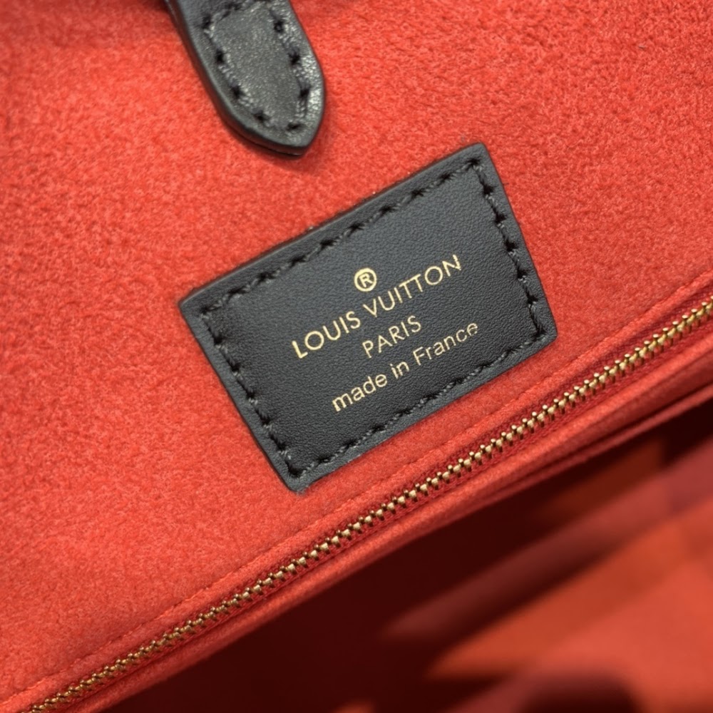 Anum Bags ln Luxury Bag --59259