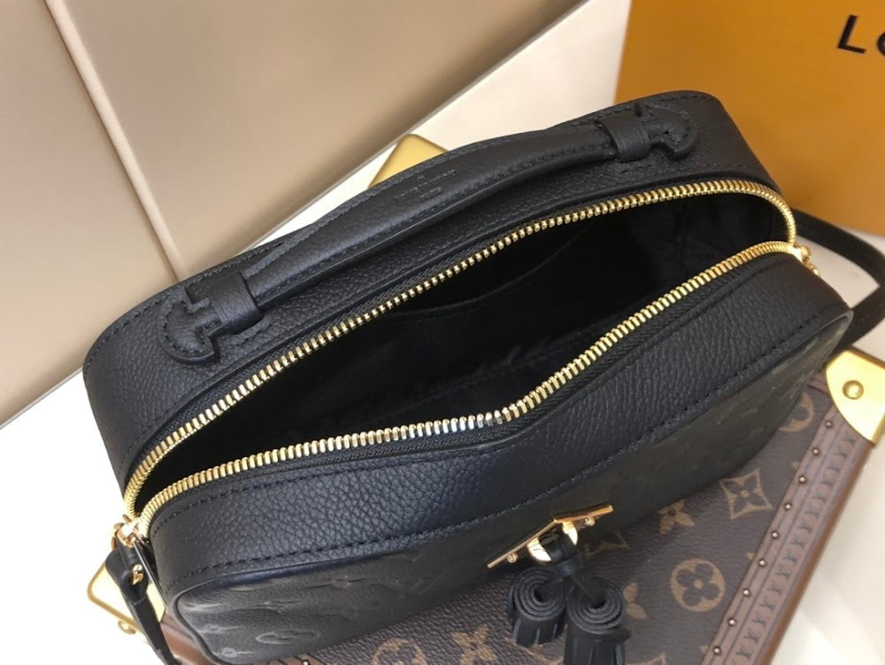 Anum Bags ln Luxury Bag --60149
