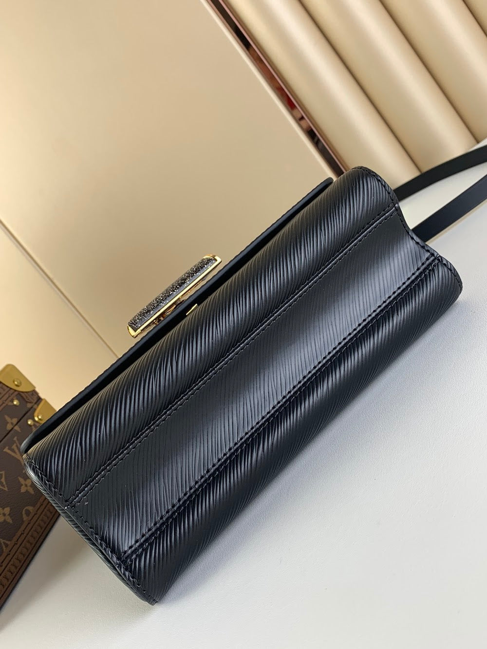 Anum Bags ln Luxury Bag --61125