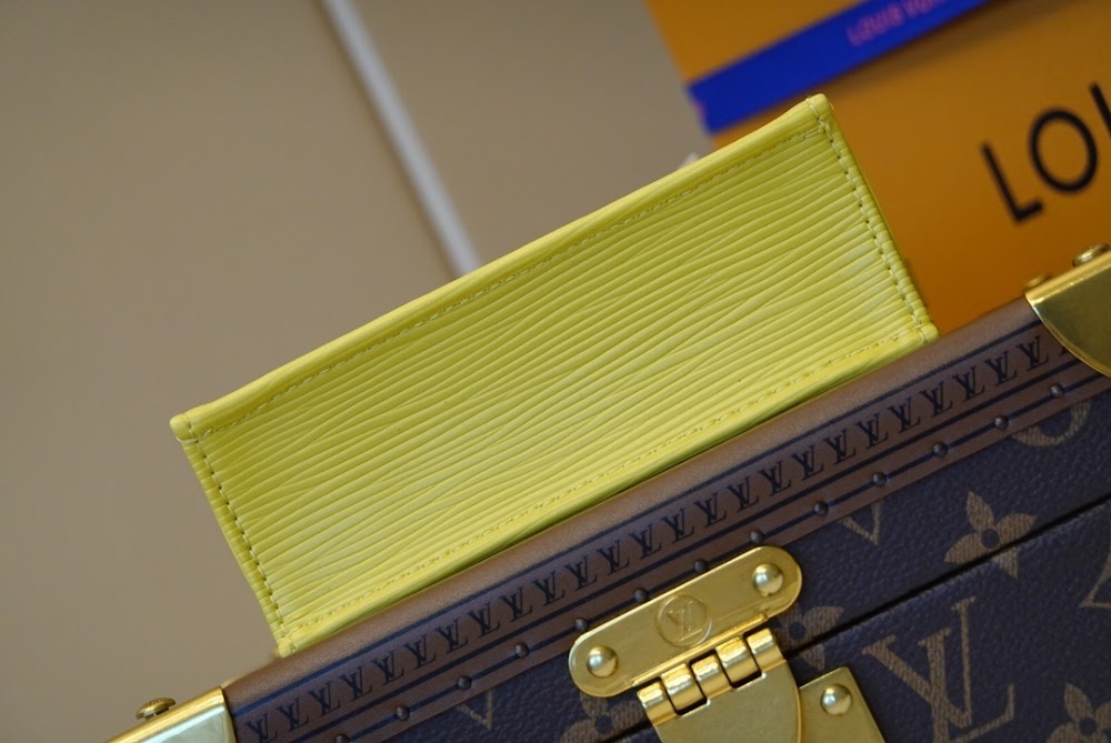 Anum Bags ln Luxury Bag --60140