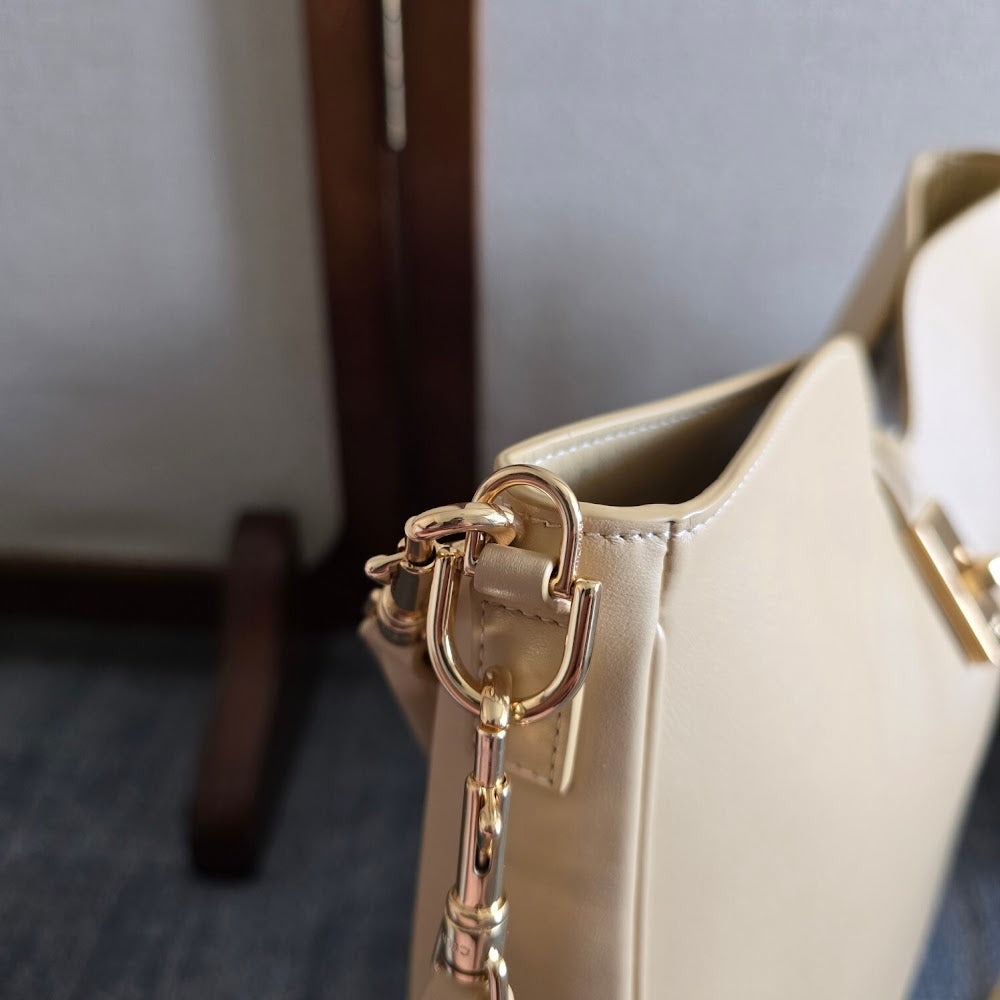 Ezyycart Bags Celine Luxury Bag --112206