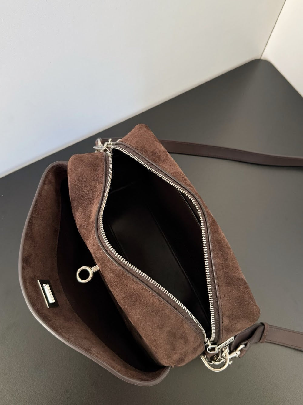 Ezyycart Bags Balenciaga Luxury Bag --111120