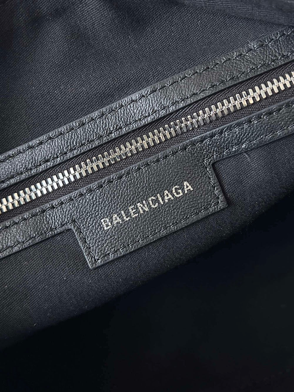 Ezyycart Bags Balenciaga Luxury Bag --111739