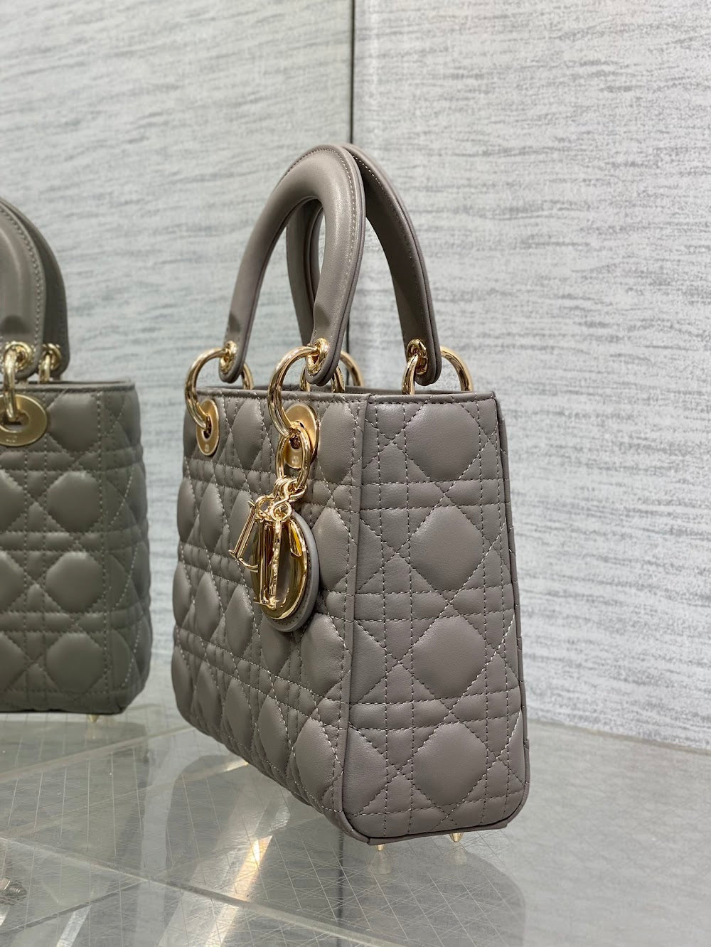 new-designer-premium-bags-nm16324