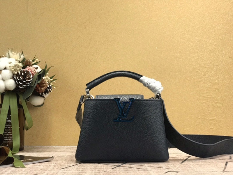 Anum Bags ln Luxury Bag --58499