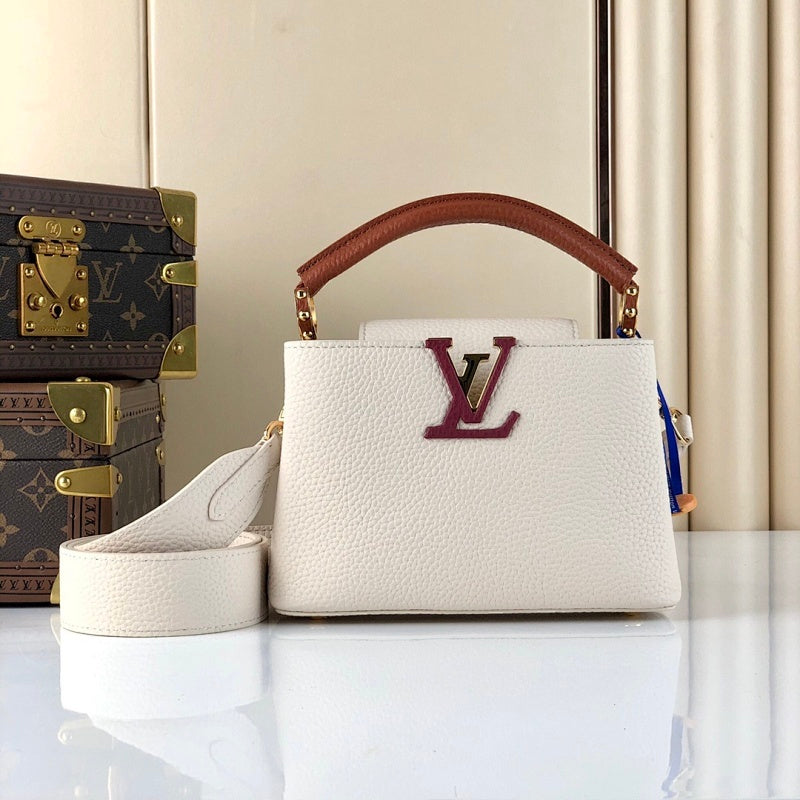 Anum Bags ln Luxury Bag --60566