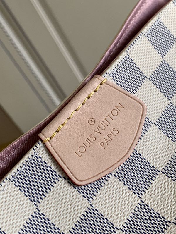 Anum Bags ln Luxury Bag --60359