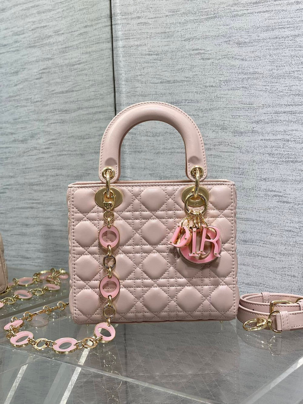 new-luxury-designer-bags-nm16198