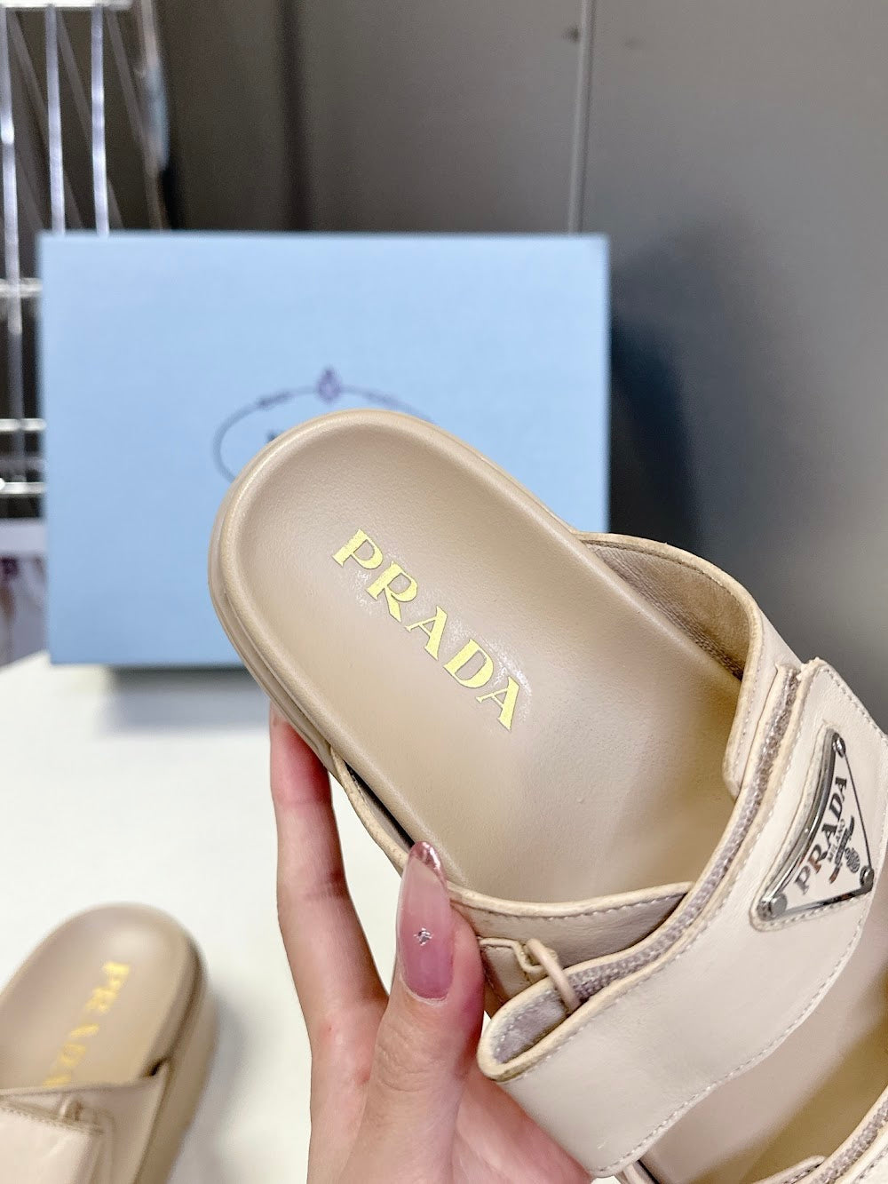 Ezyycart Bags Prada Luxury Heels --53312