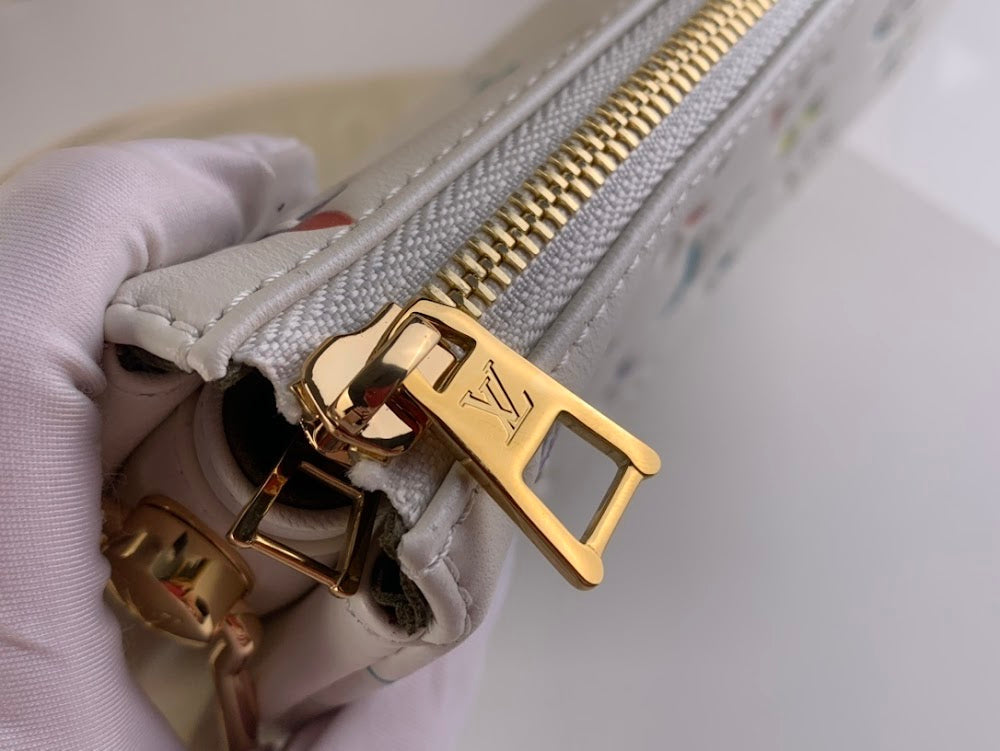 Anum Bags ln Luxury Bag --61150
