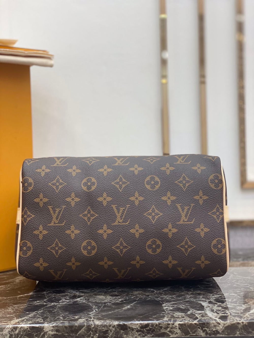 Anum Bags ln Luxury Bag --56149