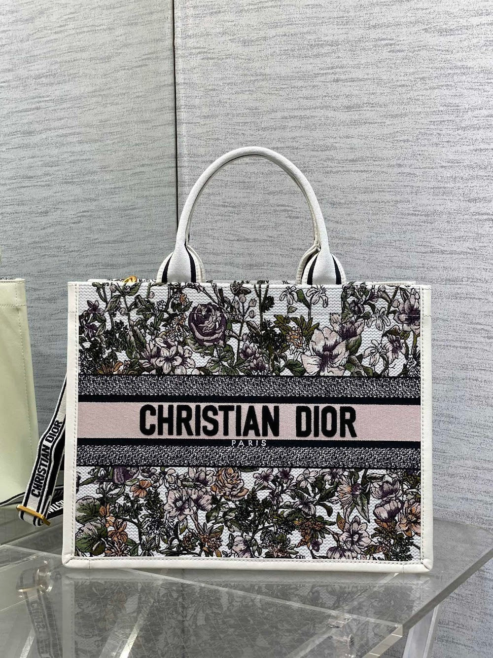 new-designer-premium-bags-nm16485