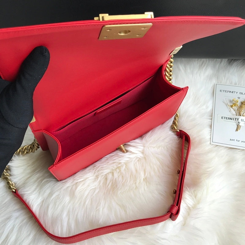 new-luxury-designer-bags-nm9279