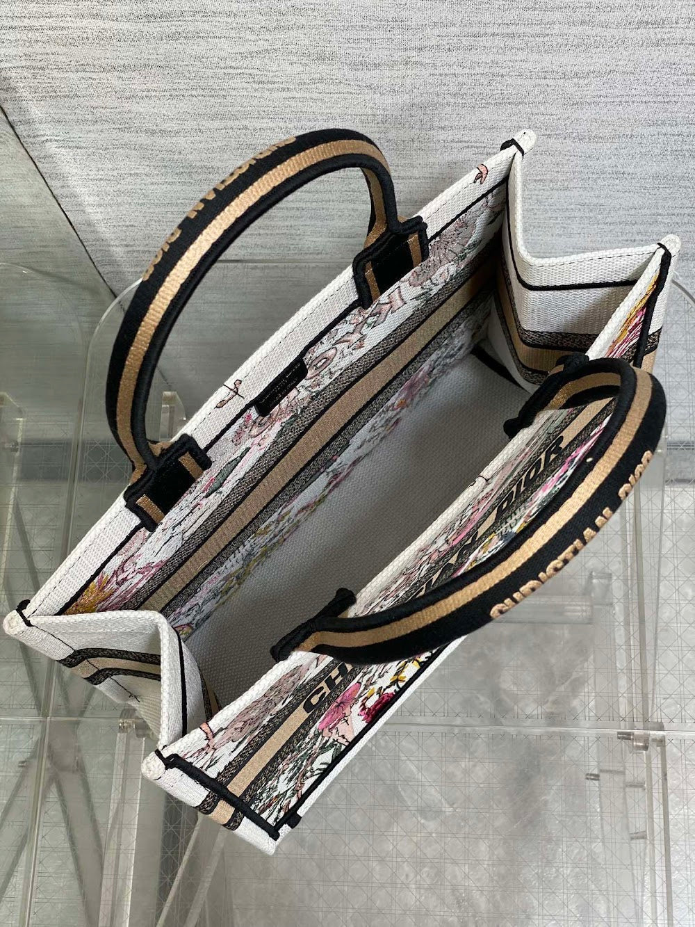 new-designer-premium-bags-nm16659