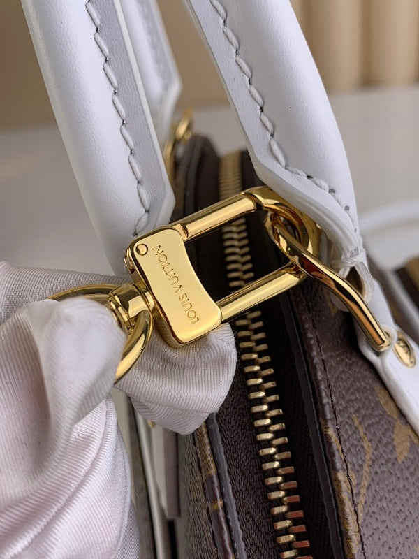 Anum Bags ln Luxury Bag --60968