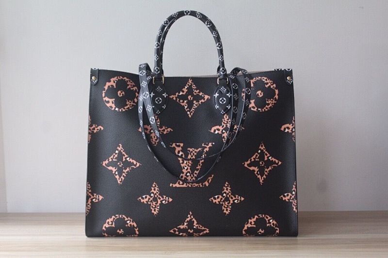 Anum Bags ln Luxury Bag --56646