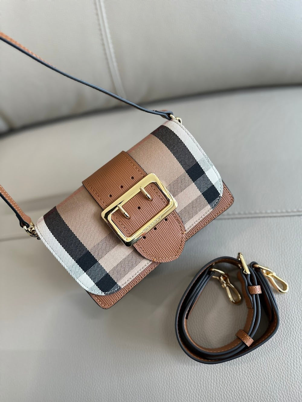 Ezyycart Bags Burberryn Luxury Bag --92081