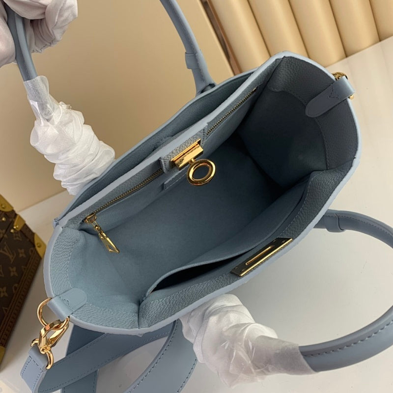 Anum Bags ln Luxury Bag --60811