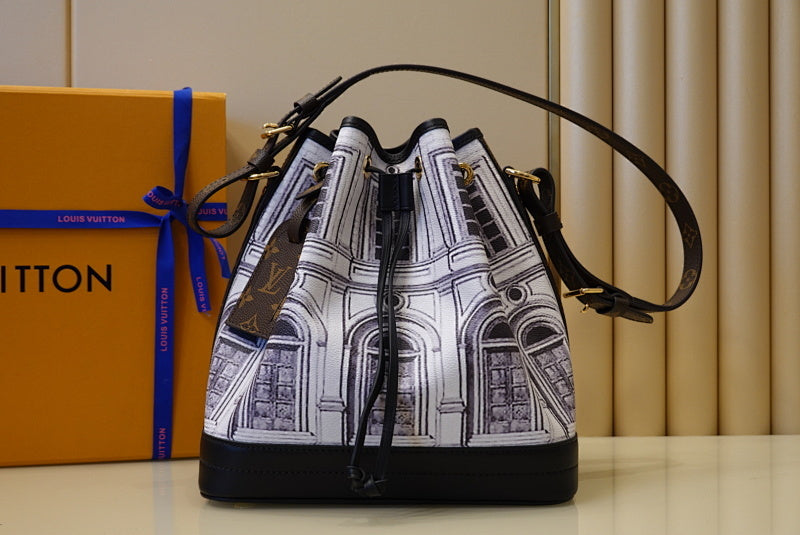 Anum Bags ln Luxury Bag --60467