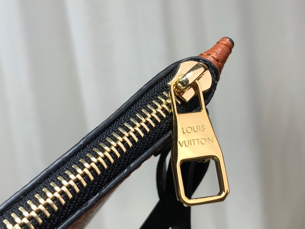 Anum Bags ln Luxury Bag --60073