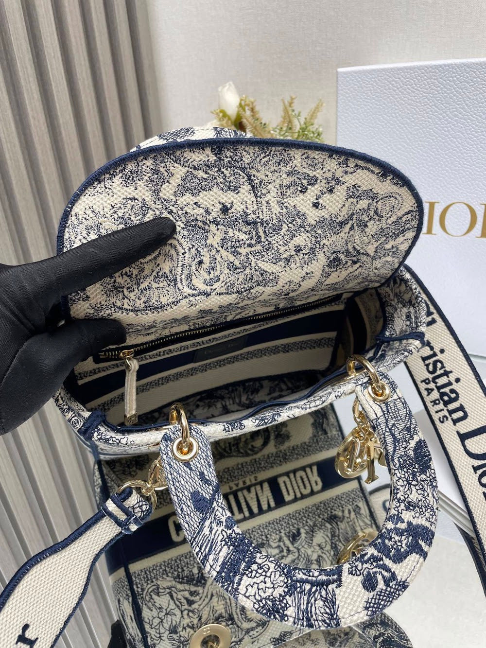 new-designer-premium-bags-nm15925
